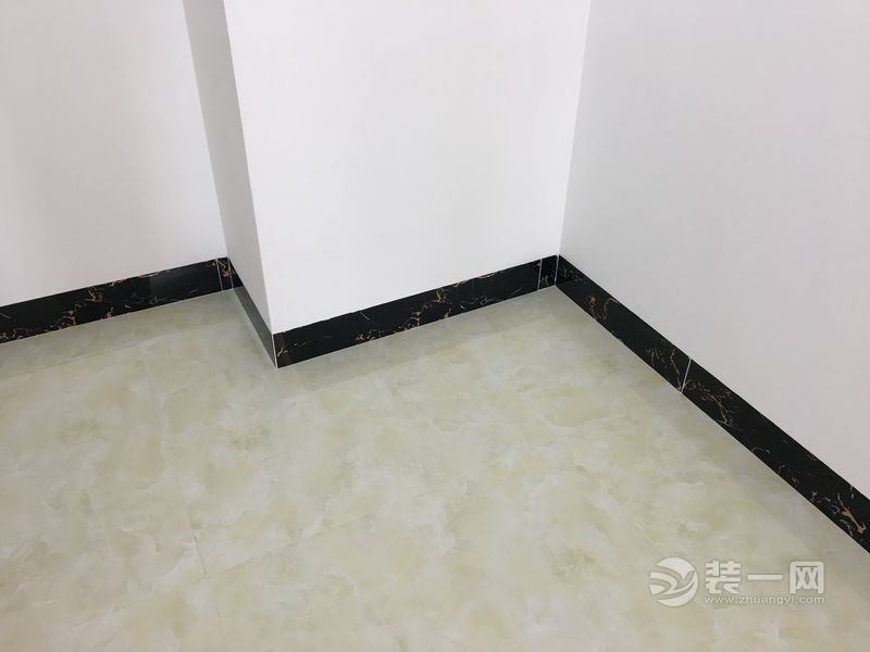 广州两室两厅小户型装修日记（二）：贴瓷砖