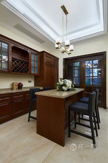 厨房吧台设计 欧式新古典装修风格 别墅装修设计